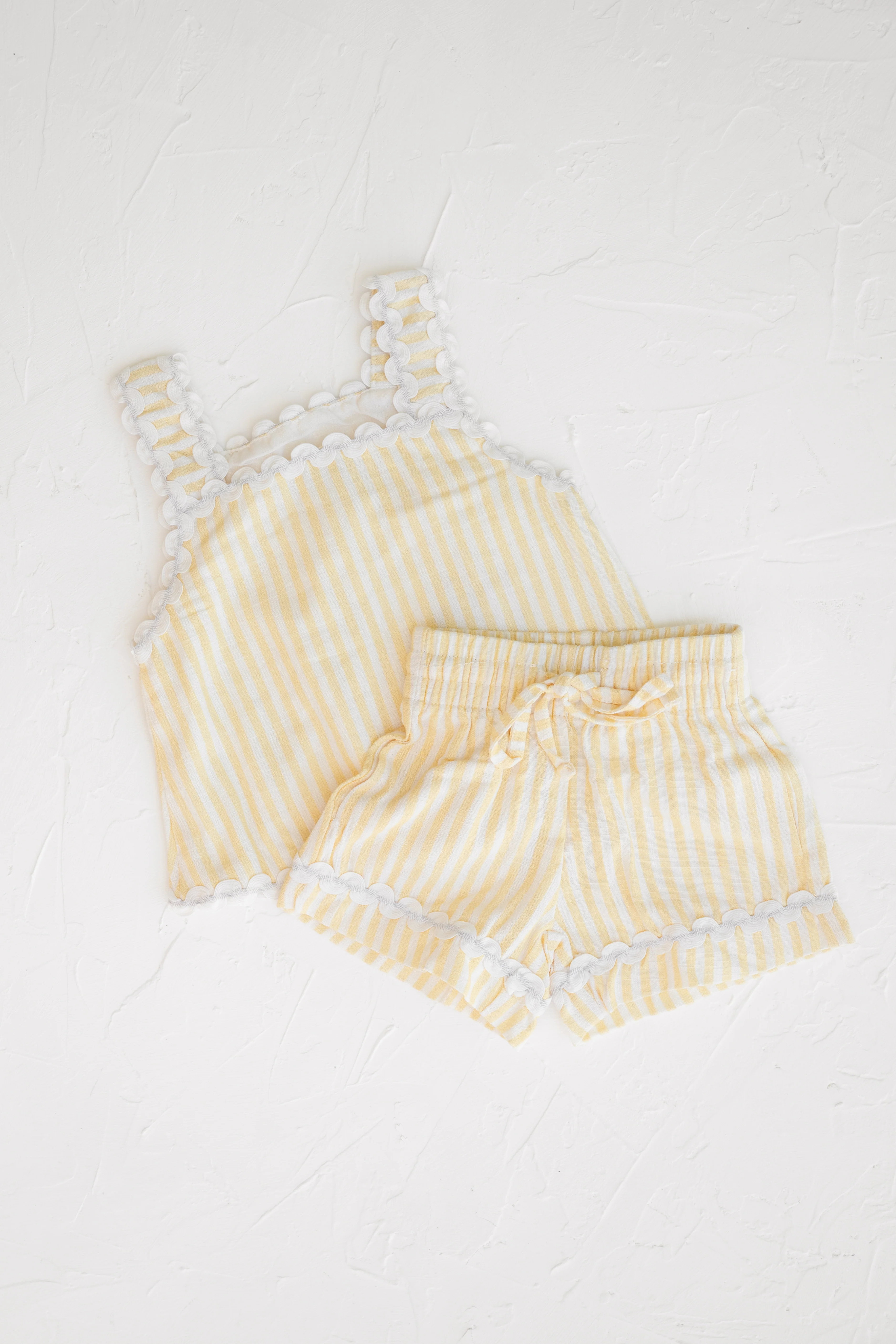 Lemon Splice Wave Shorts - Image 5